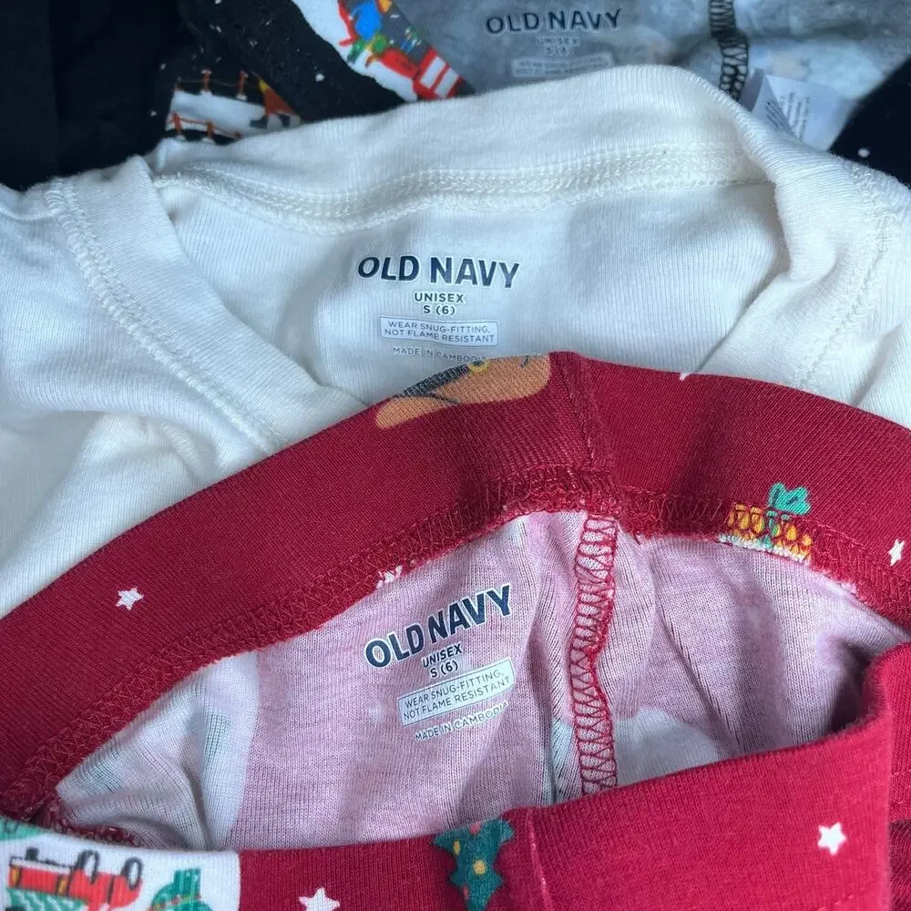 Old Navy Unisex Christmas Pajama Set Bundle Youth Size 6